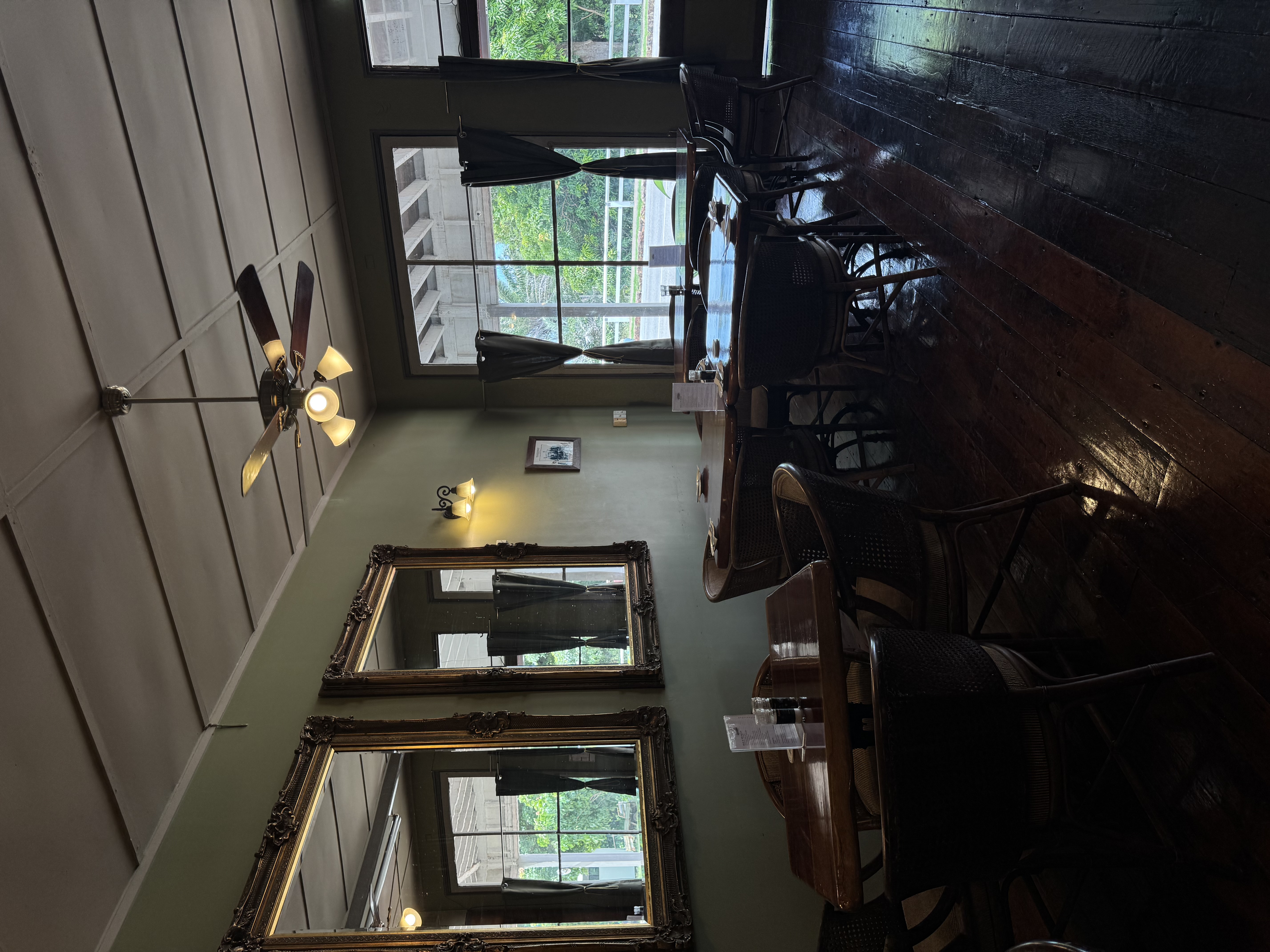 Seagrens Gallery Image 4